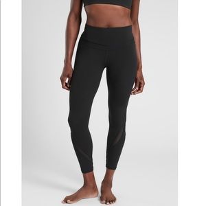 Athleta Elevation 7/8 tight